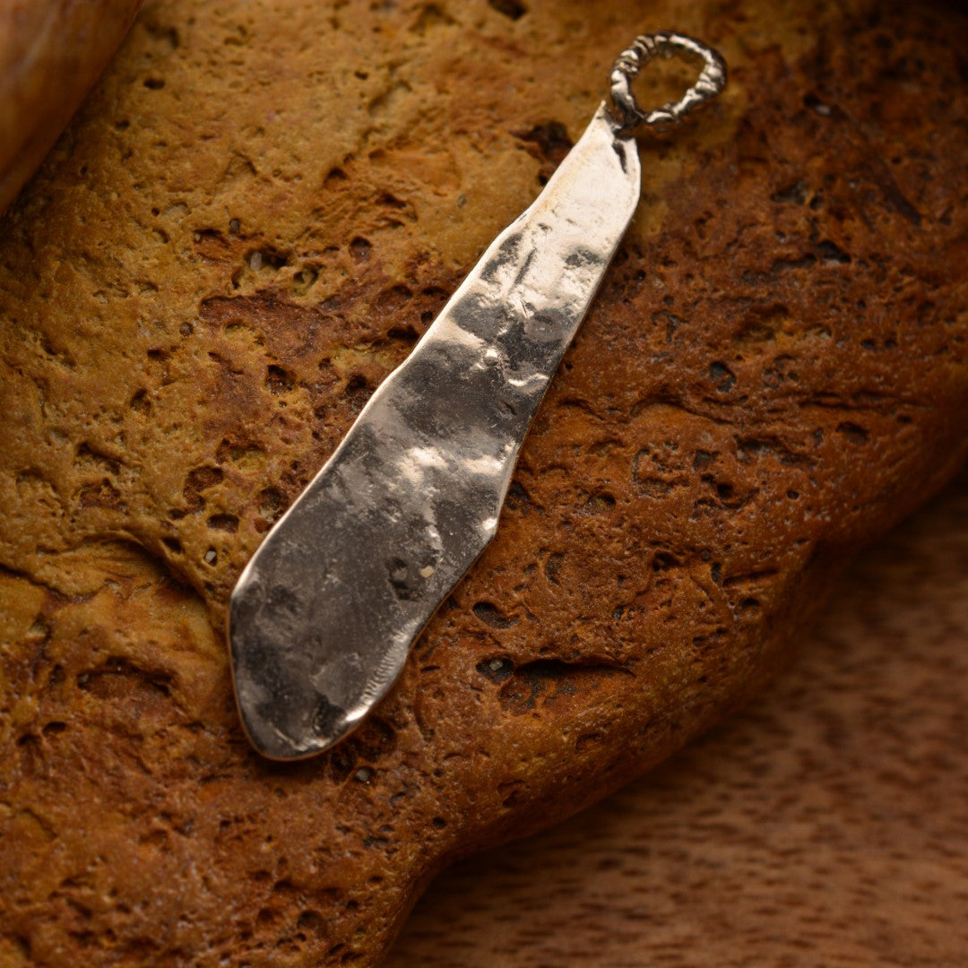 925er Silberanhänger „Libellenflügel“ | Symbol für Leichtigkeit und Transformation | Skulpturales Schmuckstück im Boho- und rustikalen Stil | Art Diva