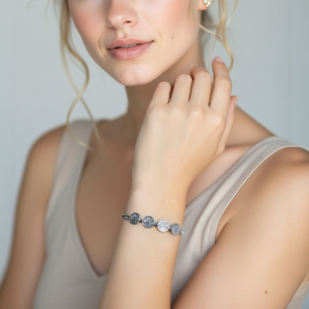 Pfoten-Armband aus 925er Silber – handgefertigter, verstellbarer Schmuck für Hunde- und Katzenliebhaber | Art Diva