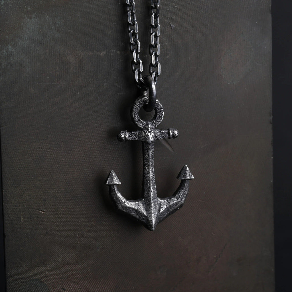 Anker-Anhänger für Herren aus 925er Silber – handgefertigter Talisman für Stärke und Stabilität, skulpturales Schmuckstück | Art Diva