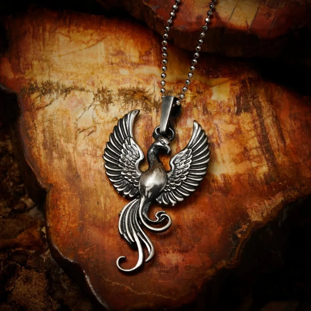 „Phönix“-Anhänger aus 925er Silber – Symbol für Wiedergeburt und Stärke, skulpturaler Schmuck im Boho-Rustik-Stil | Art Diva