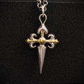 „Ornamentkreuz“-Anhänger aus 925er Silber – handgefertigtes Symbol für spirituelle Stärke und Schutz, Skulpturenschmuck im Boho- und rustikalen Stil | Art Diva