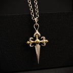 „Ornamentkreuz“-Anhänger aus 925er Silber – handgefertigtes Symbol für spirituelle Stärke und Schutz, Skulpturenschmuck im Boho- und rustikalen Stil | Art Diva