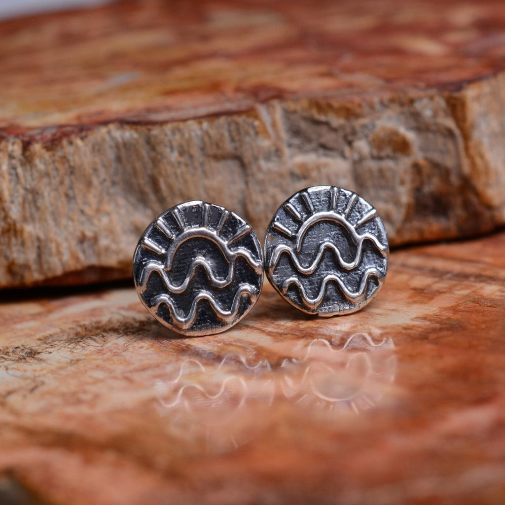 „Meeresaufgang“-Ohrstecker aus 925er Silber – teilweise oxidierter Schmuck im Boho-Vintage-Stil | Art Diva